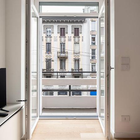 Appartement Santa Tecla Living Corti Di Bayres à Milan Extérieur photo